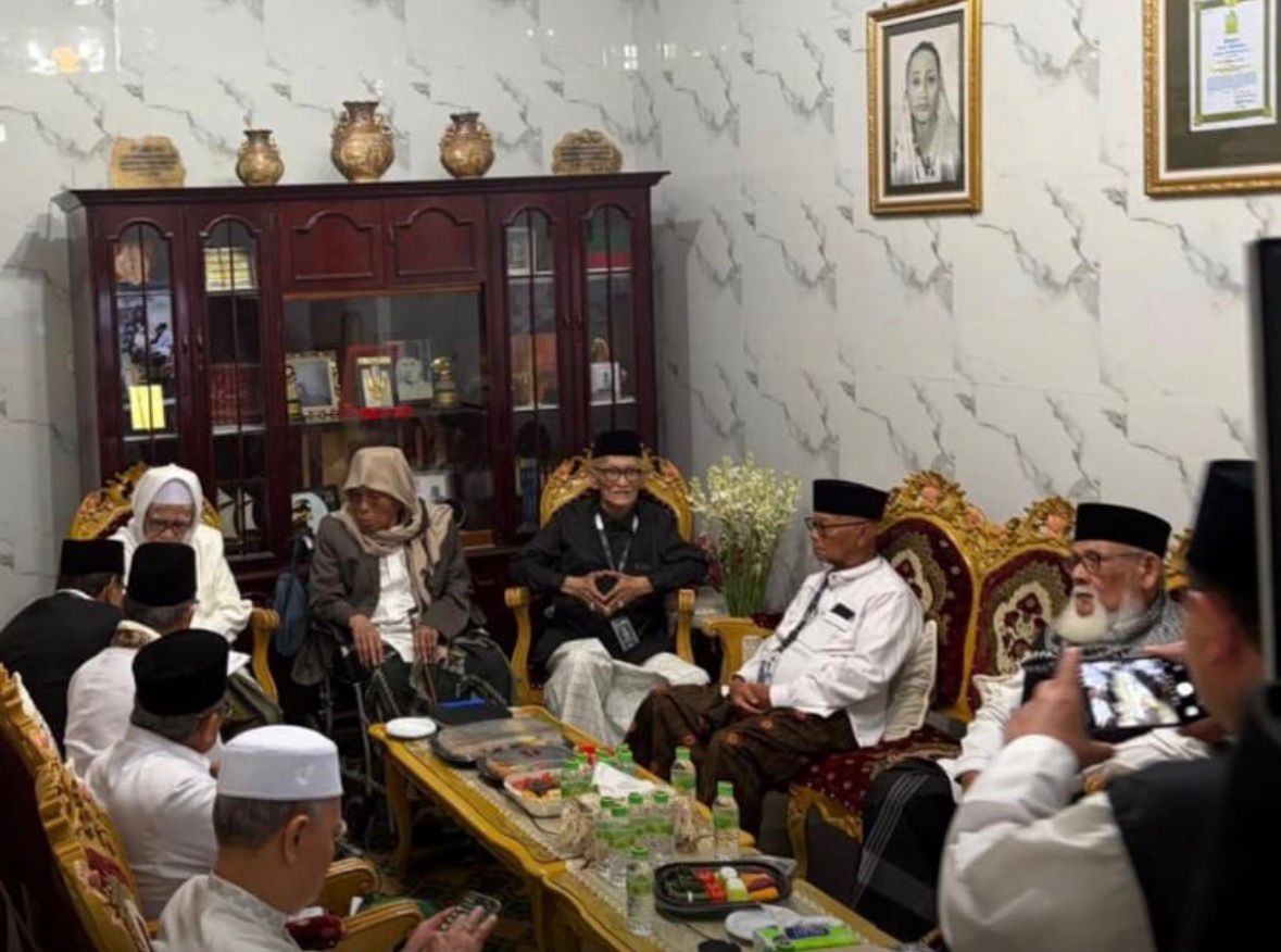 9 Kiai Sepuh Masuk Dalem Kasepuhan, Rais Aam PBNU Segera Ditentukan